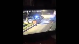 Köpekten Kacan Cocuk Kacmıyor Ucuyor