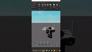 I made a Battlegrounds Game in Roblox! [Part 5: Hotbar] (Roblox Studio Scripting)
