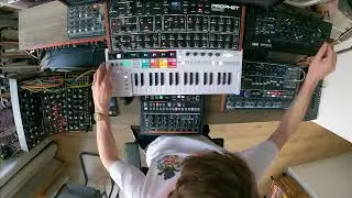 Massive Jam w/ Minibrute, Rev2, Minilogue, Drumbrute, DFAM, Subharmonicon, Mother-32 & Keystep Pro