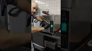 Отработка пиццы на быстрой печи MenuMaster