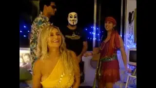O TEMPO PASSA-Música e letra Brita Brazil- 2014- Programação musical Rian Brito.
