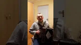 Ievziedi  ievziedi  balti.....