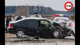 Аварии и ДТП на дорогах мира. Нелепые ситуации на трассах. Трагические последствия обгонов. Жесть!!!
