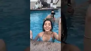 Katty Cardona, we are enjoying ourselves in the pool at the Sol León house