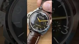 Panerai Luminor Marina Militare Destro (PAM 217) 1-Minute Watch Review