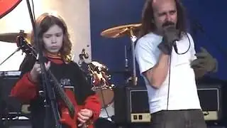 12 letni Koszmar gra AC/DC