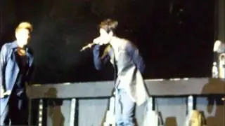 Yoochun and Jaejoong speaking german in Berlin's concert 111106