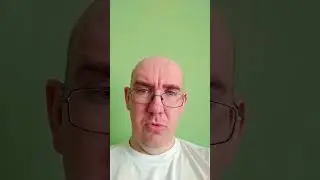 Анекдот про то что девушки себя странно ведут
