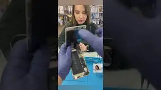 iPhone strong battery 😂😂