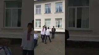 Последний звонок сына. Украина.