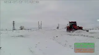 17 января. Чистка снега по селу.Трактор КИРОВЕЦ К-744р3.