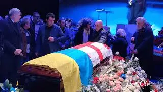 Такого никто не ожидал! Похороны Кикабидзе. Tbilisi residents say goodbye to Vakhtang Kikabidze.