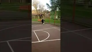 Basket foot. Joli switch. Adam 10 ans