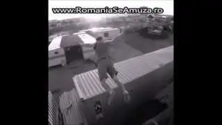 A fatal jump / Stupid guy's video fail