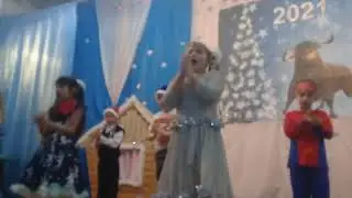 НОВОГОДНИЙ ХОРОВОД//БЕЛЫЕ В ДЕКАБРЕ// 2 КЛАСС