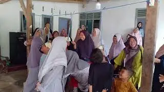 arisan keluarga di rumah