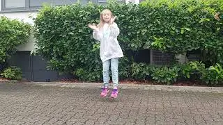 Гербер - Уляля - танец - импровизация - (Zlata *Dance*)