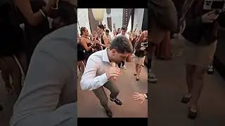 Равшан и Литвин танцуют  