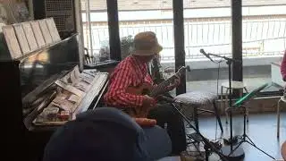 Pua Lilia / Solo Slack Key Guitar by Hatchan