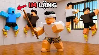 If you make any noise, you'll get beaten up in this map 😅 | Roblox Cluck or Hide