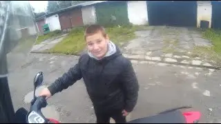 Реакция ребенка на мотоцикл! прокатил детей на мотоцикле.( Пацан рад)