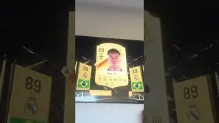 Vini Jr and Casemiro double walkout on #eafc24 #eafcpackopening