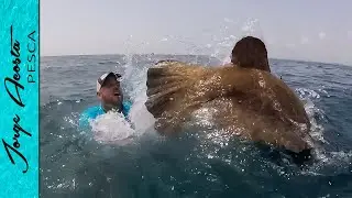 LA PESCA  más DURA de MI VIDA!! MERO GIGANTE de 300 LB!!
