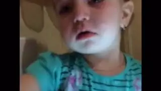 Маме надо по жопе надорвать.))