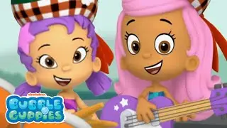 Molly & Oona Rock w/ the Rock Ness Lobster! 🎸 | Bubble Guppies