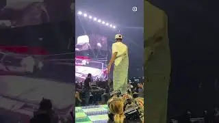 Franglish qui fait danser son ingé son à l’Accor Arena 💃