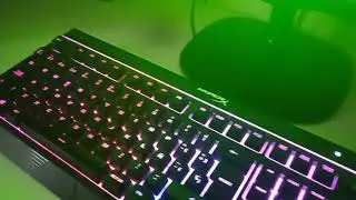 Computer Green Screen Chroma
