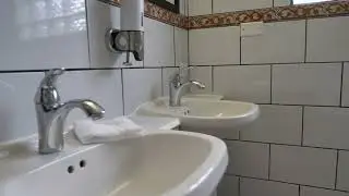 P1266372