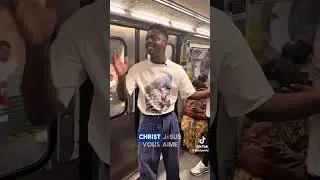 Évangélisation en plein métro 