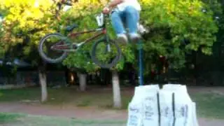 practicando whip con altura en el tiro de la plaza
