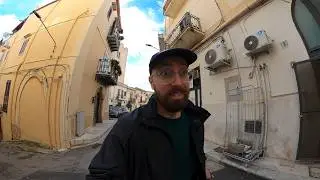 🇮🇹 I Got Surrounded In Sicily's Bandit Town