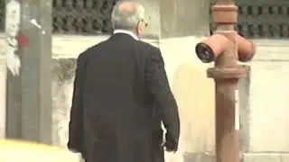 Sezai Karakoç Sokakta (Sürgün Şiiri)