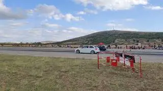BG Drag Racing - BMW M140i vs Audi RS3