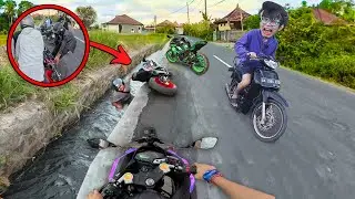 PARAH!!! MOTOR CRASH KE SUNGAI SEJAUH 18M! WARGA SAMPAI PANIK!!!