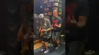 Thomas Ramdhan Dicengengin Ahmad Dhani Saat Latian Ahmad Band