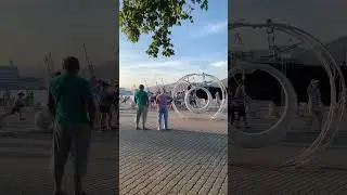 Барабаны на набережной Новороссийска