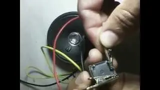 Buzina simples com  relé_Simple buzzer with a relay