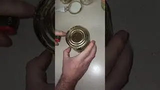открываем консервы Швейцарским ножом
