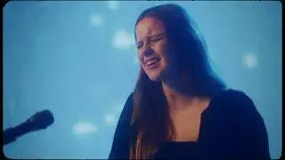 Gabrielle Aplin - Skylight (Live Piano Version)