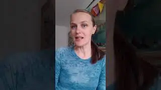 Как завязывают пупок новорожденному 