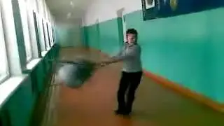 v shole prikol