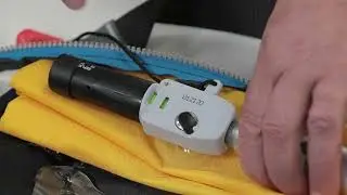 Uzupełnianie naboju CO2 w kamizelkach Crewsaver z głowicą Pro-Sensor