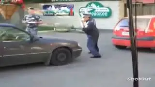 танцы у мента)))