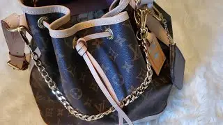 Petit Noe what's in my bag