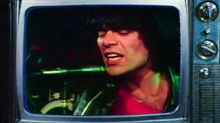 Ramones - Do You Remember Rock and Roll Radio? (Official Music Video)