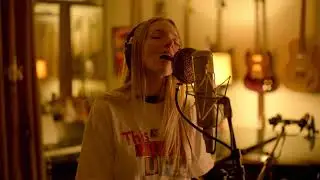 Start Up - Jonathan & Friends, Loote, emma løv (Stripped Performance Video)